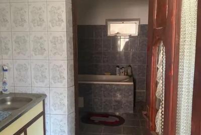 Casă cu 5 camere cu Teren 3279 Mp în Central - 6