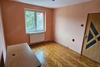 Apartament cu 2 camere decomandat în Petroșani - 5