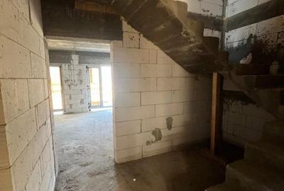 Casă cu 4 camere în Central - 14