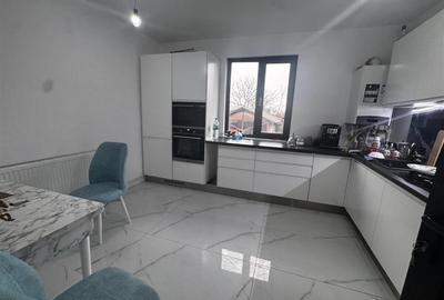 Casă individuală cu 7 camere cu Teren 1100 Mp în Mănești - 5