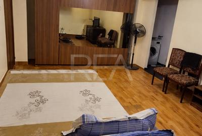 Apartament cu 3 camere semidecomandat, mobilat în Titan