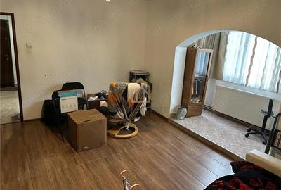 Apartament cu 2 camere de vanzare.Dambovita - 2