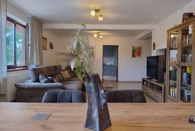 Casă cu Teren 1514 Mp în Central - 8