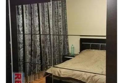 Apartament cu 3 camere semidecomandat în Central - 3