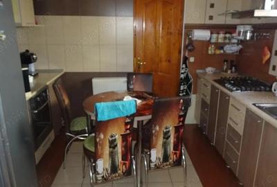 Vand casa in sistem P+M, are suprafa?a utila 160 mp,finisata integral ?i echipata complet. - 18