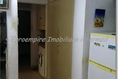 Apartament cu 2 camere decomandat în Far - 6