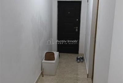 Apartament cu 2 camere decomandat în Km 5 - 13