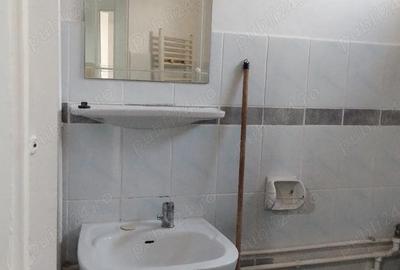 Garsonieră semidecomandată în Eminescu