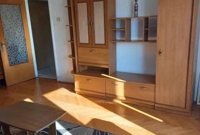 Apartament cu 3 camere decomandat în Terezian - 1