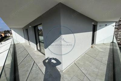 Apartament cu 2 camere decomandat în Central - 1