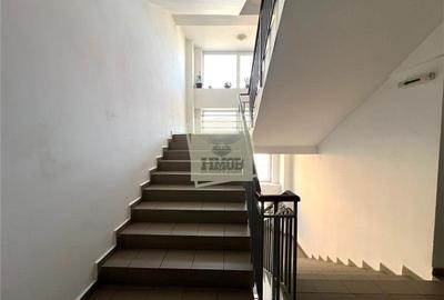 Garsonieră decomandată, mobilată în Central - 9