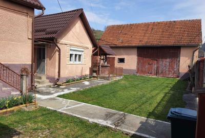 Casă cu 3 camere în Central - 8