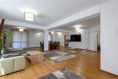 FILM! Vila impozanta,pretabila pe segmentul comercial/ servicii,Tractorul,Brasov FILM! Vila impozanta,pretabila pe segmentul comercial/ servicii,Tractorul,Brasov - 16