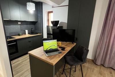 Garsonieră decomandată în Central - 1