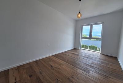 Apartament cu 3 camere, balcon, zona Oncos - 3