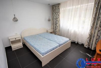 Apartament cu 3 camere decomandat în C5 - 4