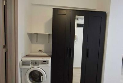 Apartament cu 2 camere decomandat în Apărătorii Patriei