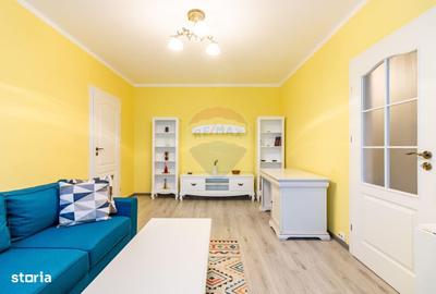 Apartament cu 2 camere semidecomandat, mobilat în 1 Mai - 17