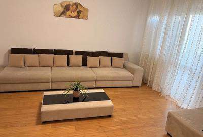 Apartament cu 3 camere decomandat în Micro 5 - 5