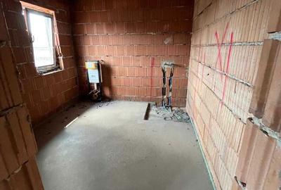 Casă cu 3 camere în Vladimirescu - 2