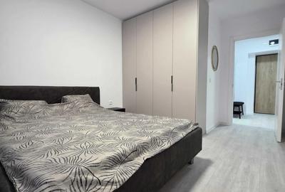 Apartament cu 2 camere semidecomandat, mobilat în Costin Georgian - 3