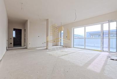 Apartament cu 3 camere semidecomandat în Baciu