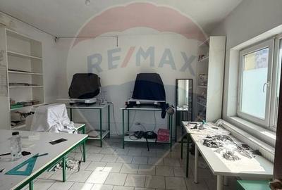 Spațiu comercial, de 52 mp, în 1 Mai - 6