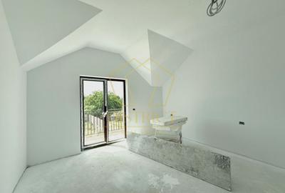 Duplex cu 4 camere cu Canalizare în Covaci - 4