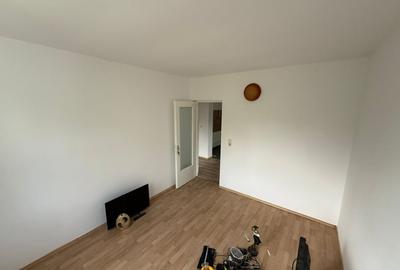 Apartament 3 camere, in casa tip vila, cu terasa extinsa, gradina + parcare - 6