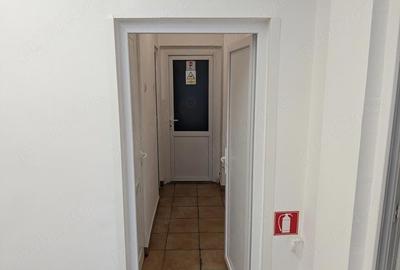 Spațiu comercial, de 83 mp, în Narcisa - 2