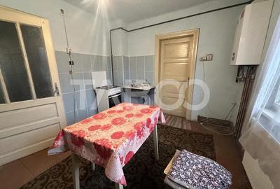 Casa cu 4 camere 2 bai garaj gradina in cartierul Florilor Fagaras - 7