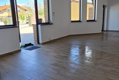 Spațiu comercial, de 663 mp, în Mehala - 3