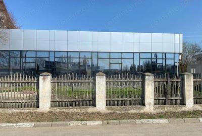 Spațiu comercial, de 3,300 mp, în Central - 5