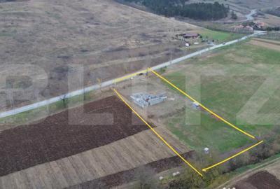 Teren de 2600 mp, în Central - 15