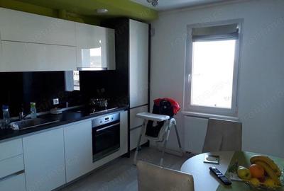 Garsonieră decomandată în P-ța Victoriei - 2