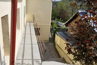 Casă cu 4 camere în Central - 6