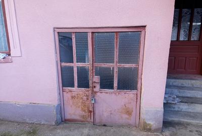 Casă individuală cu 5 camere cu Canalizare în Nord - 8