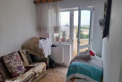 Apartament Cu 3 Camere Decomandate Zona Marasesti - 4