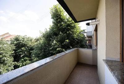 REZERVAT! 95.000 lux, lini?te ?i natura, B-dul Revolu?ieiPodgoria - 1