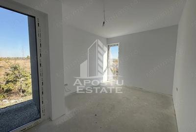 Casă cu 4 camere cu Teren 330 Mp în Giarmata