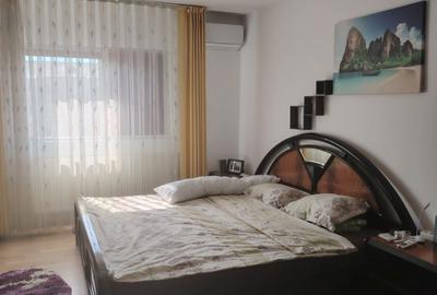 Apartament cu 3 camere decomandat în Central - 3