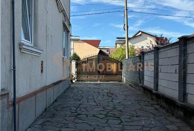 Casă cu 6 camere cu Teren 300 Mp în Central - 9