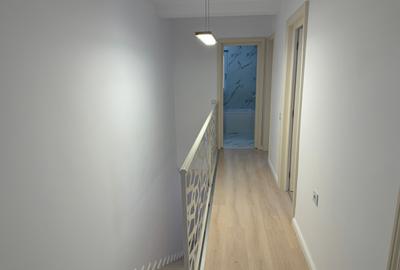 Duplex cu 4 camere cu Canalizare în Central - 5