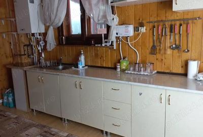 Casă cu 2 camere în Central