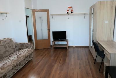 Lacul Tei, Parc, Universitatea Tehnica de Constructii, semistradal - 1