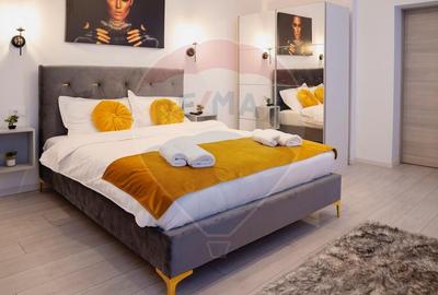 Afacere Activa + Locuinta Premium cu 2 Camere in Centru Istoric Brasov - 3