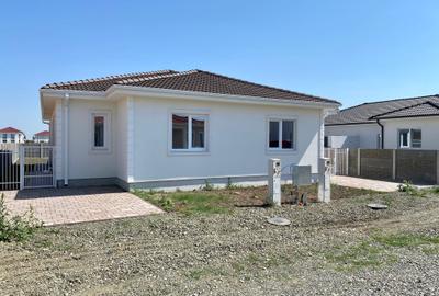 Duplex pe parter langa Timisoara | 3 camere si 2 bai | Perete dublu - 2