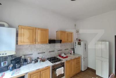 Casă cu 4 camere cu Teren 200 Mp în Central - 8