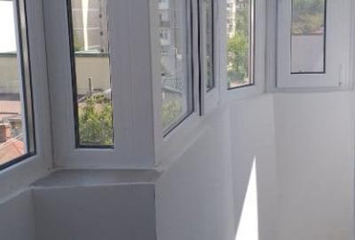 Apartament cu 3 camere decomandat în Sebastian - 3