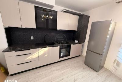 Casă cu 3 camere semidecomandat cu Teren 324 Mp în Florești - 6